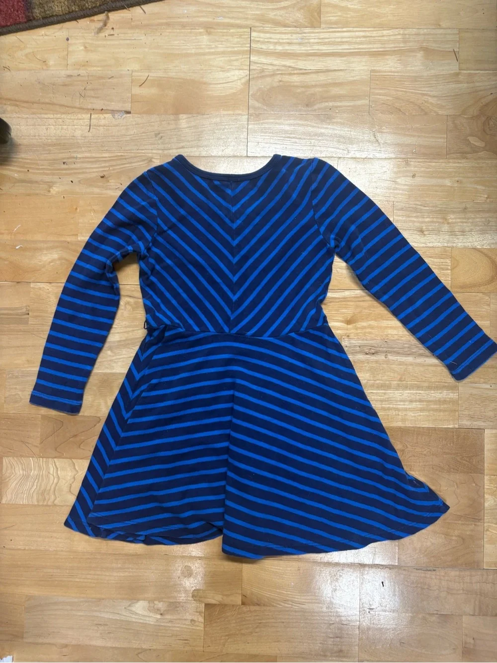 Old Navy Girls Blue & Navy Striped Long-Sleeve Fit-and-Flare Dress chevron